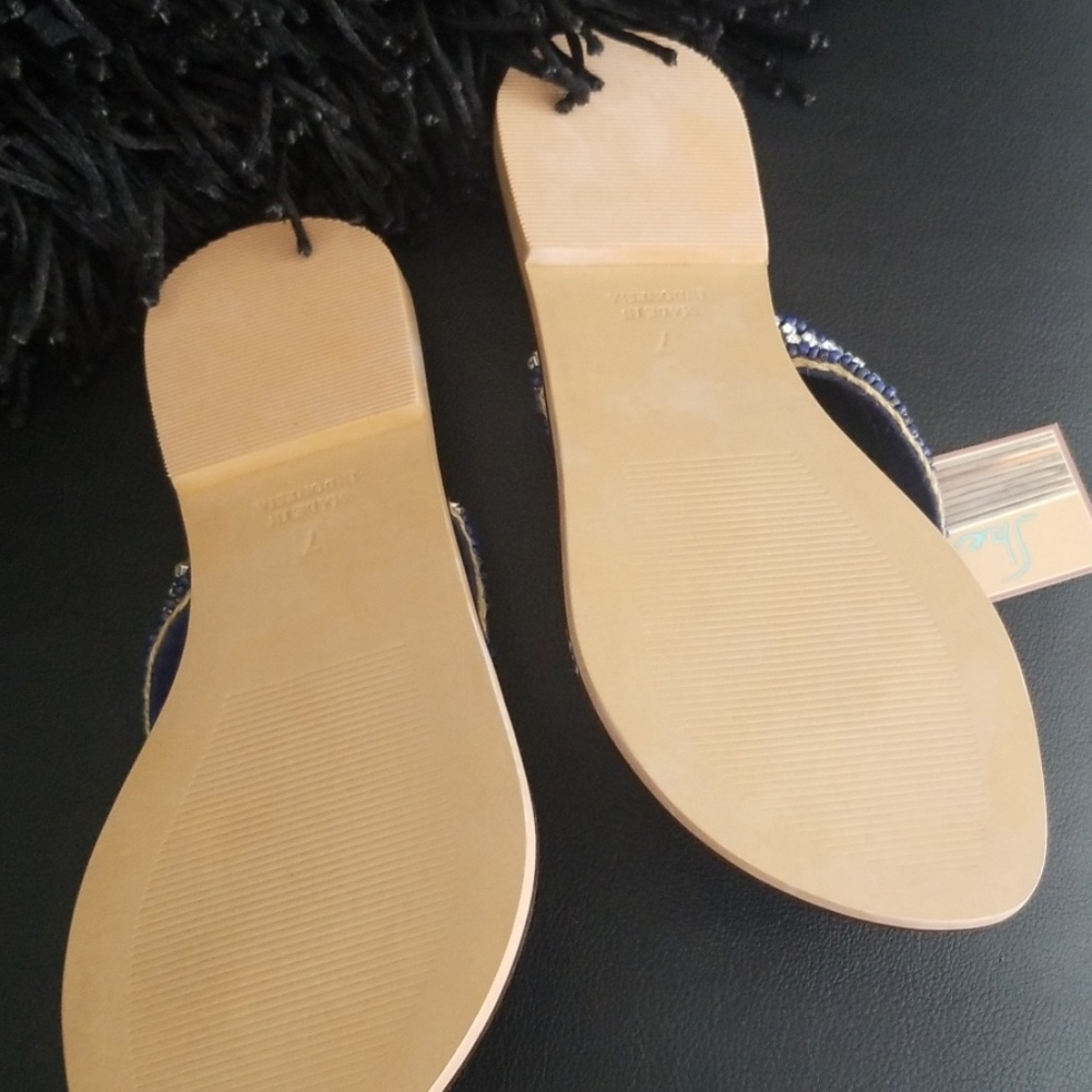 Sandals - Picture 2 of 2
